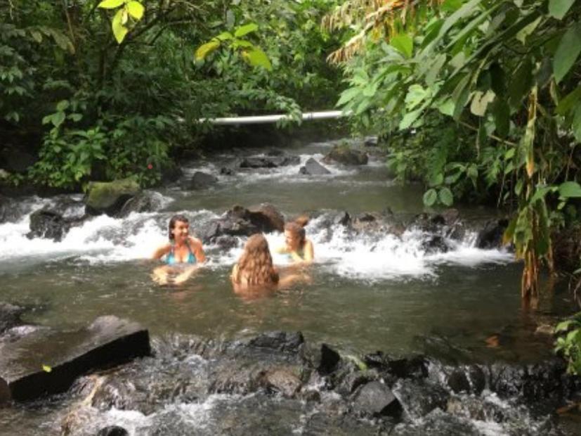 Bungalow Batsu La Fortuna Pokoj fotografie